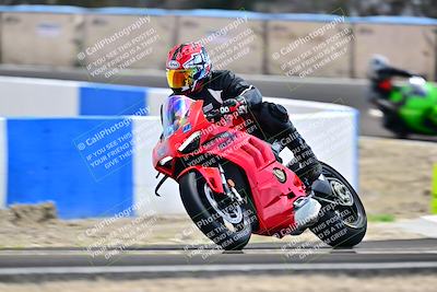 media/Apr-18-2025-TrackDaz (Fri) [[45f5874c44]]/B Group/Session 4 (Turn 6 - Outside)/